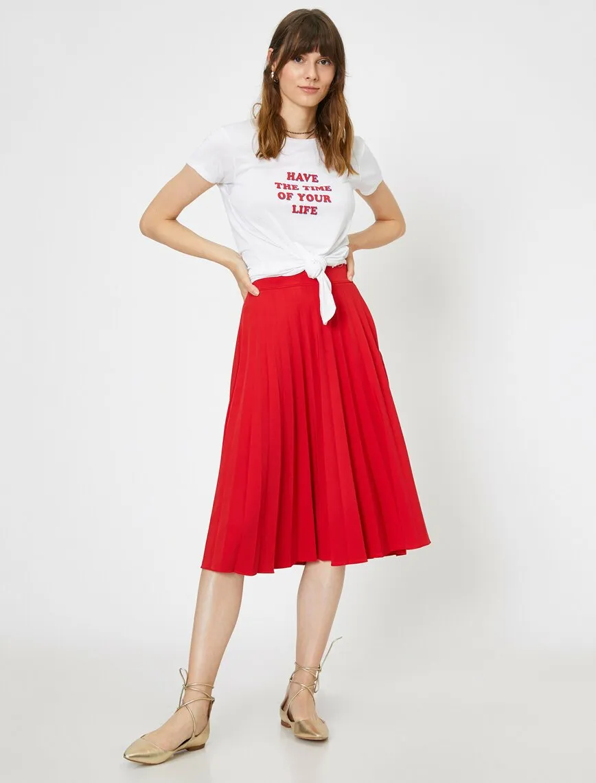 12079 Red Frill Detailed Midi Skirt