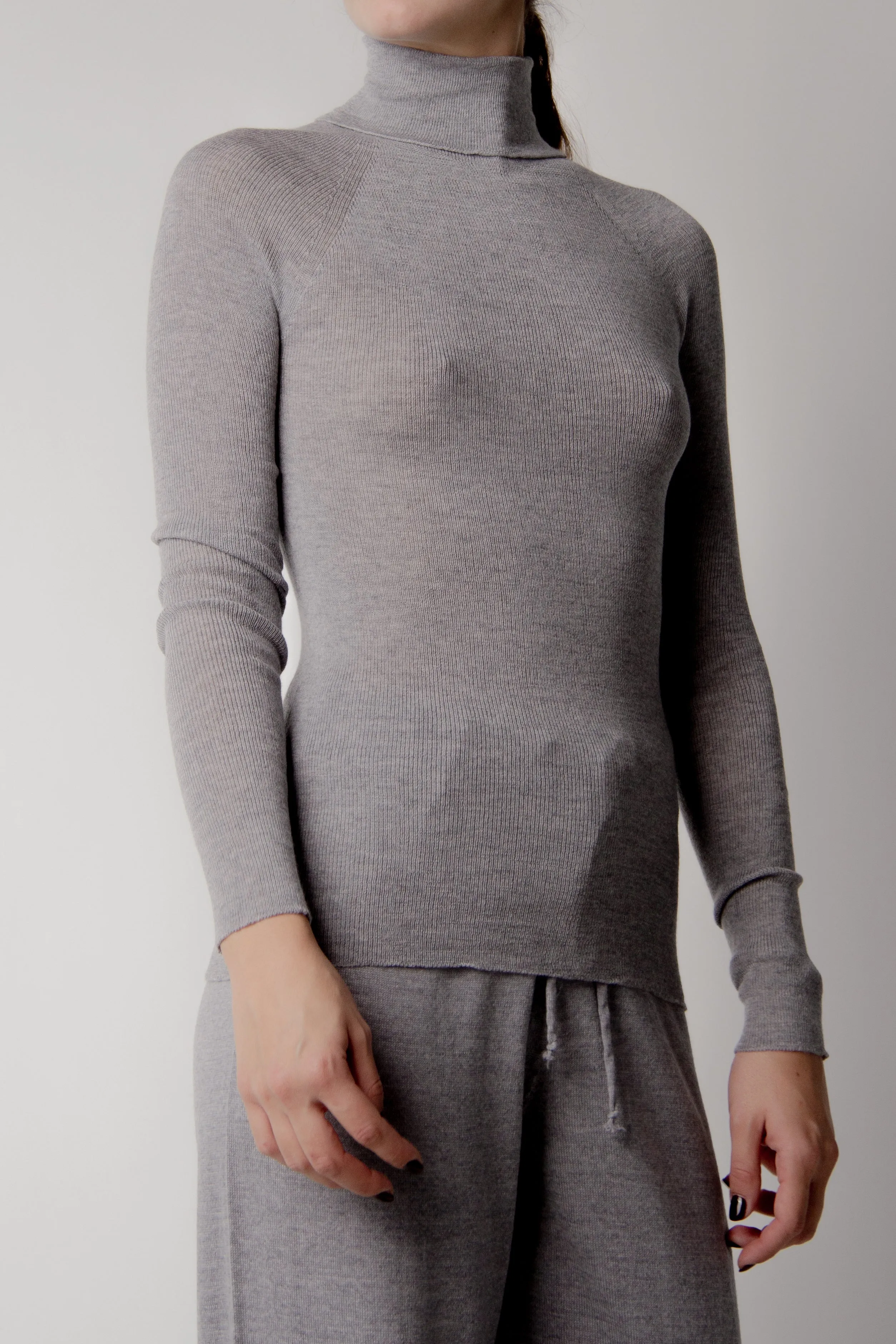 Extrafine Merino Ribbed Turtleneck (3D-Knit)