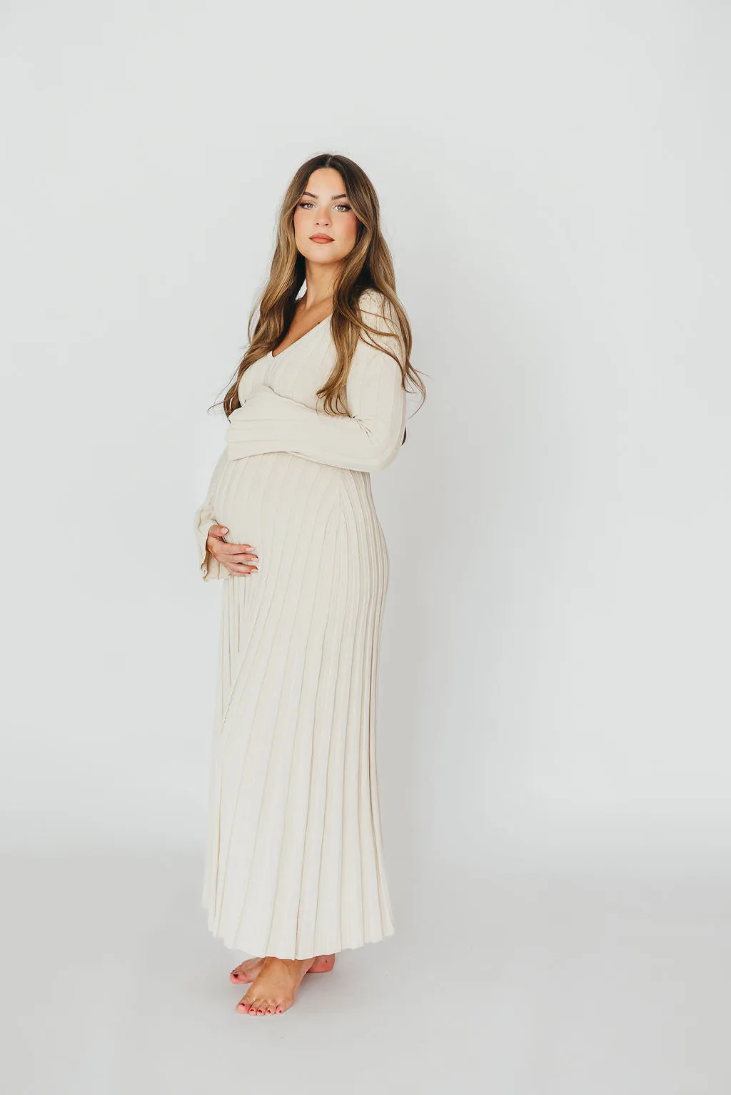 Hadley Long Sleeve V-Neck Knit Maxi Dress in Cream Taupe
