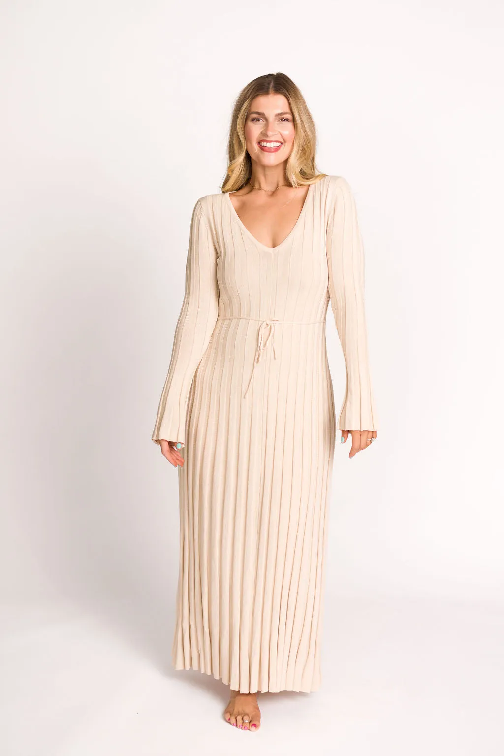 Hadley Long Sleeve V-Neck Knit Maxi Dress in Cream Taupe