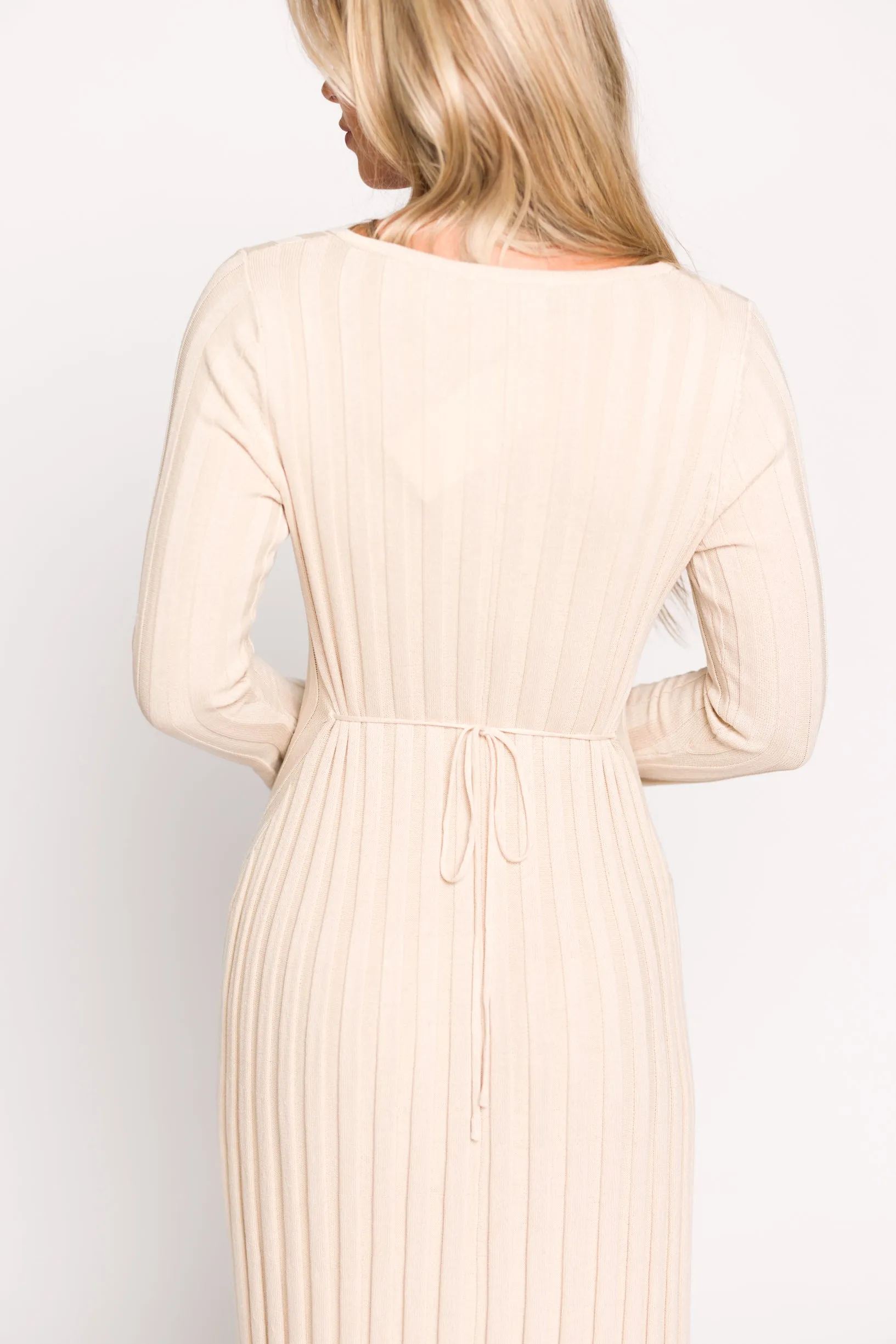 Hadley Long Sleeve V-Neck Knit Maxi Dress in Cream Taupe