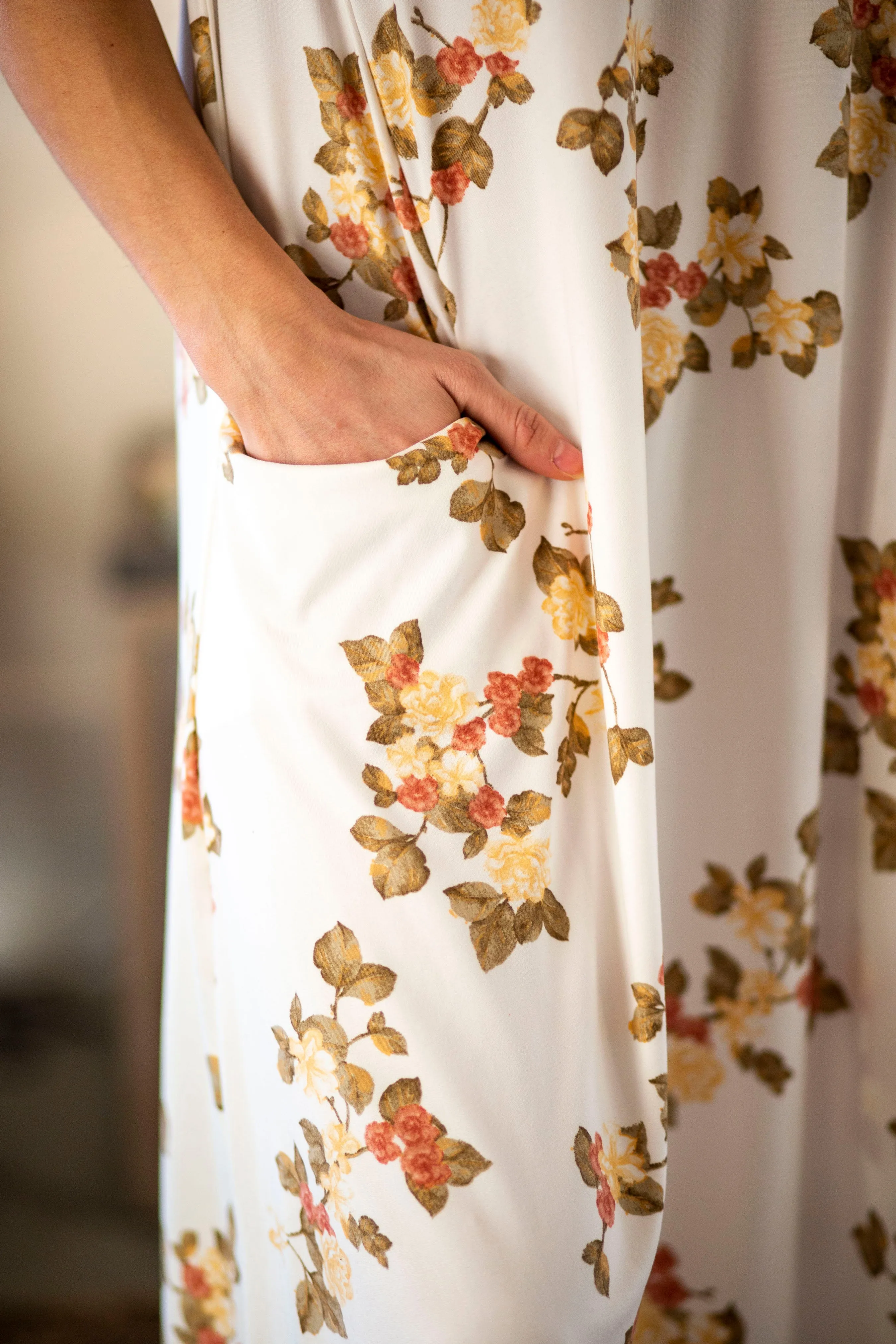 Jessi Dress White Prairie Floral