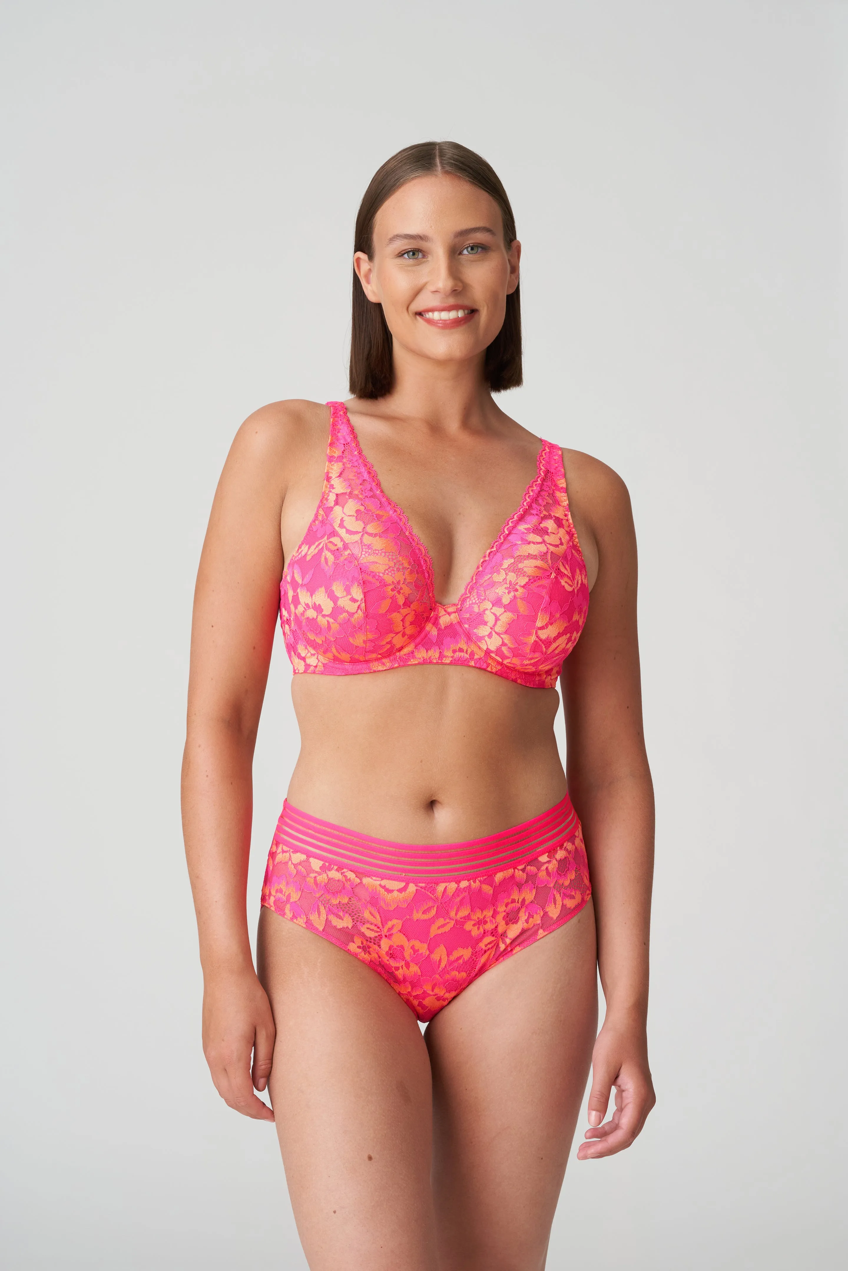 Prima Donna Twist - Verao - Full Brief in LA Pink