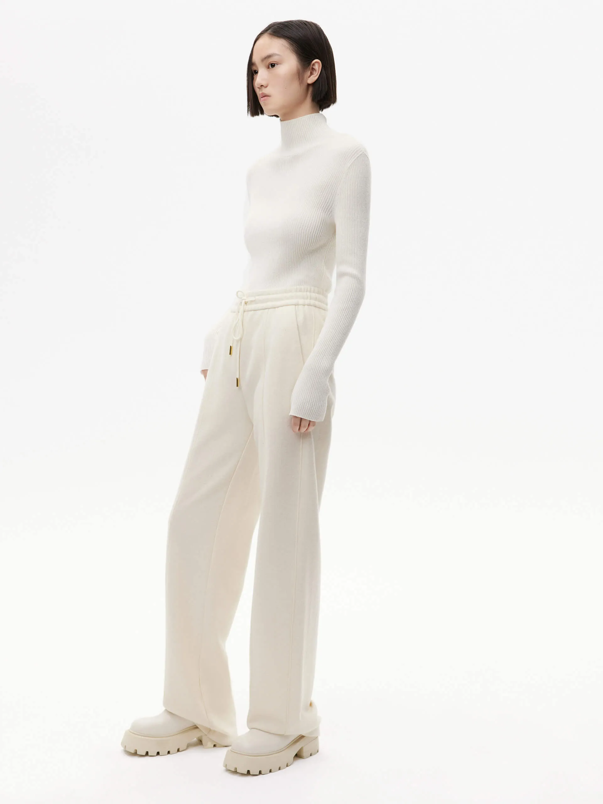 Ribbed Texture Turtleneck Top