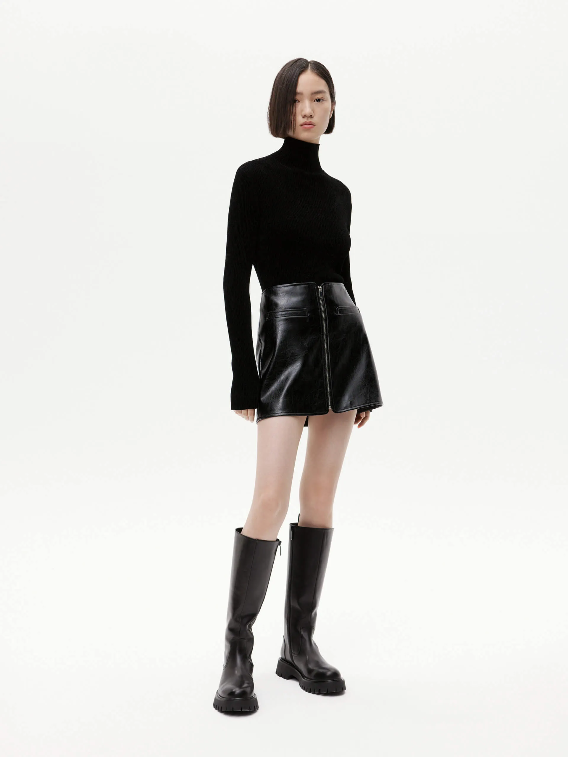 Ribbed Texture Turtleneck Top