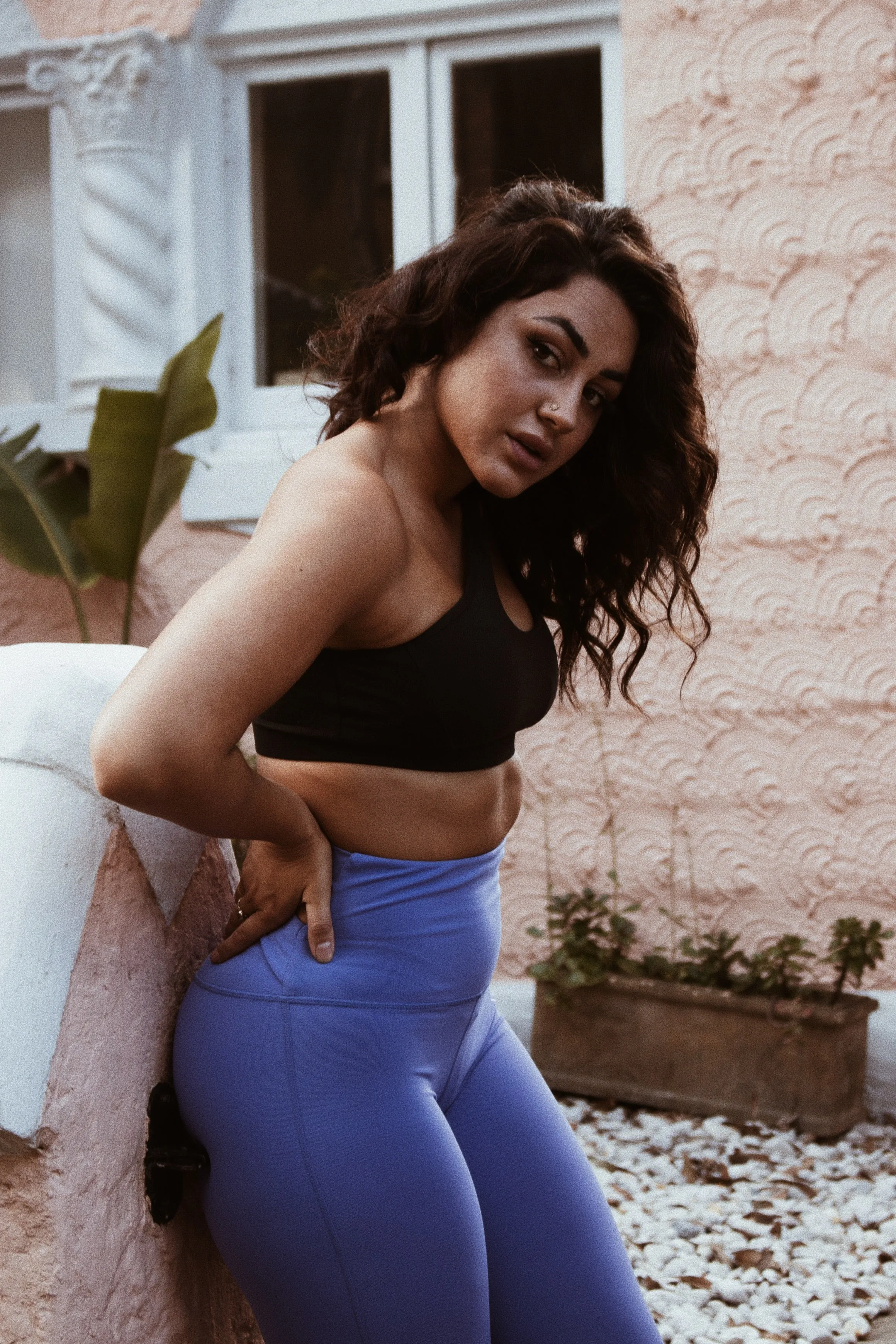 STORM CROSS BACK LEGGINGS // LILAC