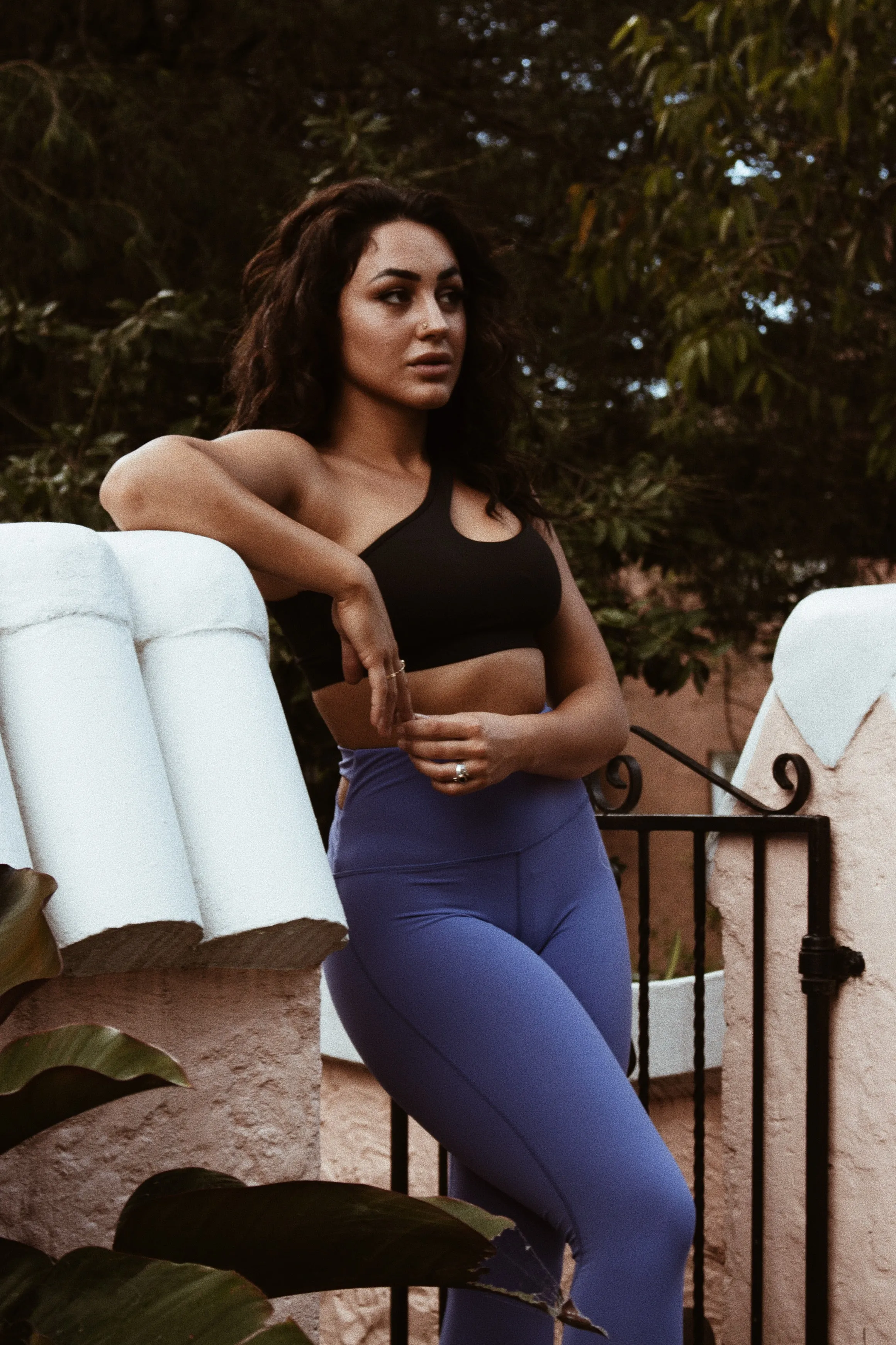 STORM CROSS BACK LEGGINGS // LILAC