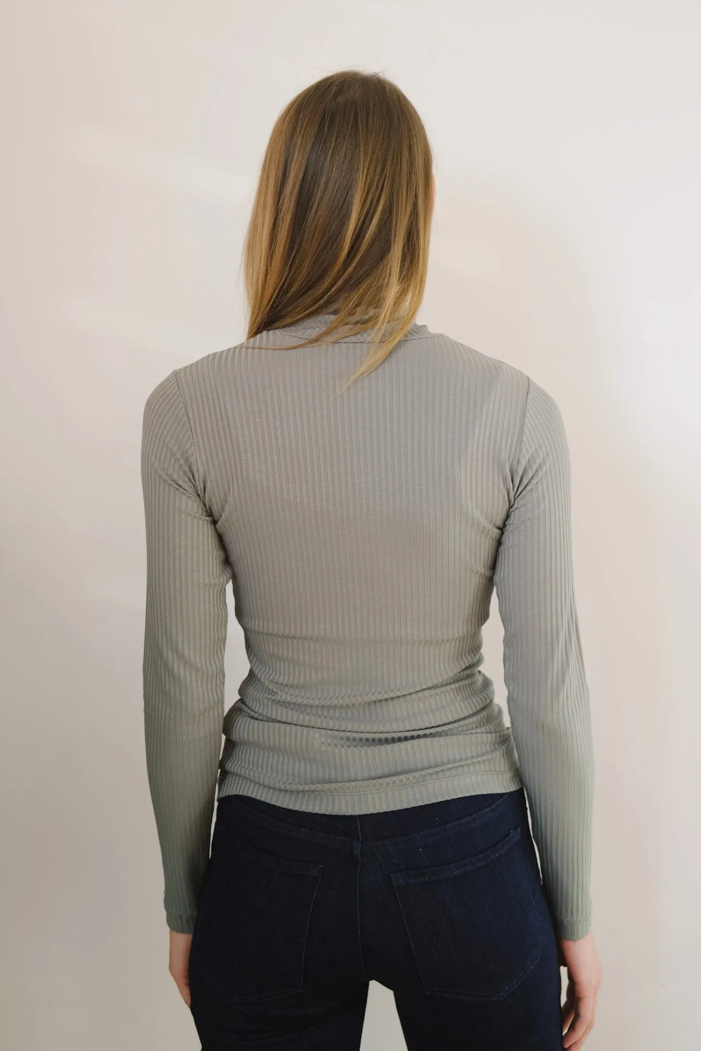 turtleneck - mio - sea spray